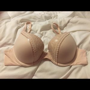 Victoria Secret body by Victoria perfect shape bra